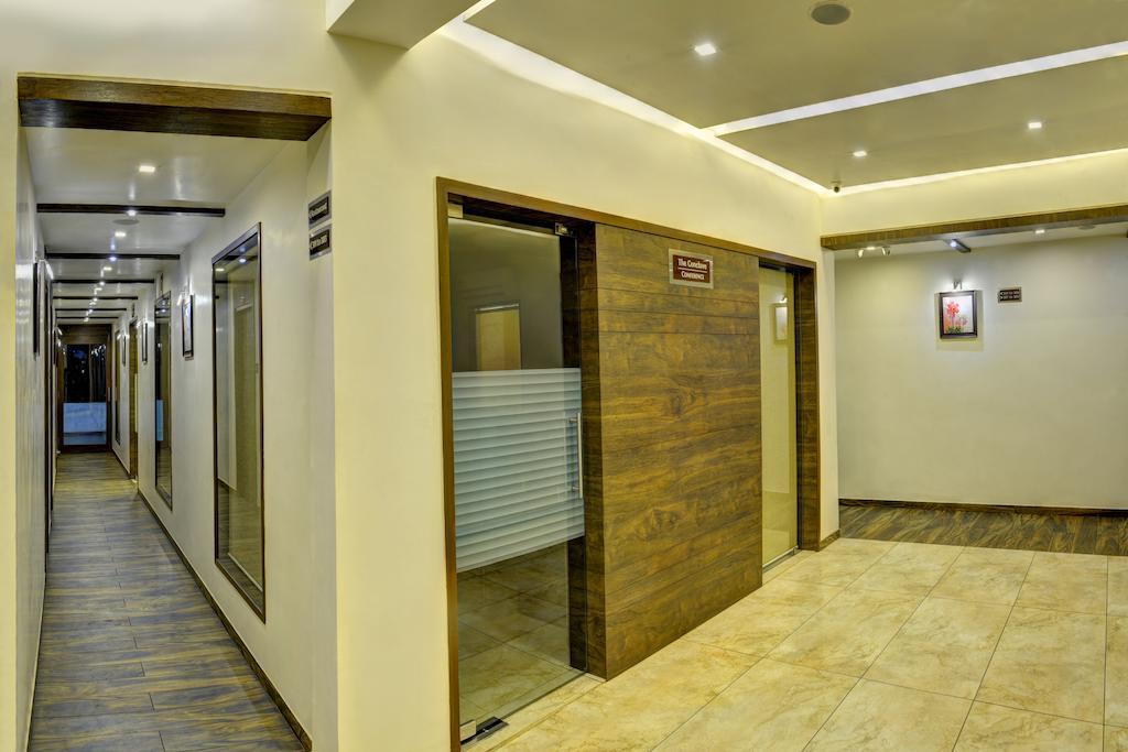 Hotel Aaram Orchard Ахмедабад Экстерьер фото