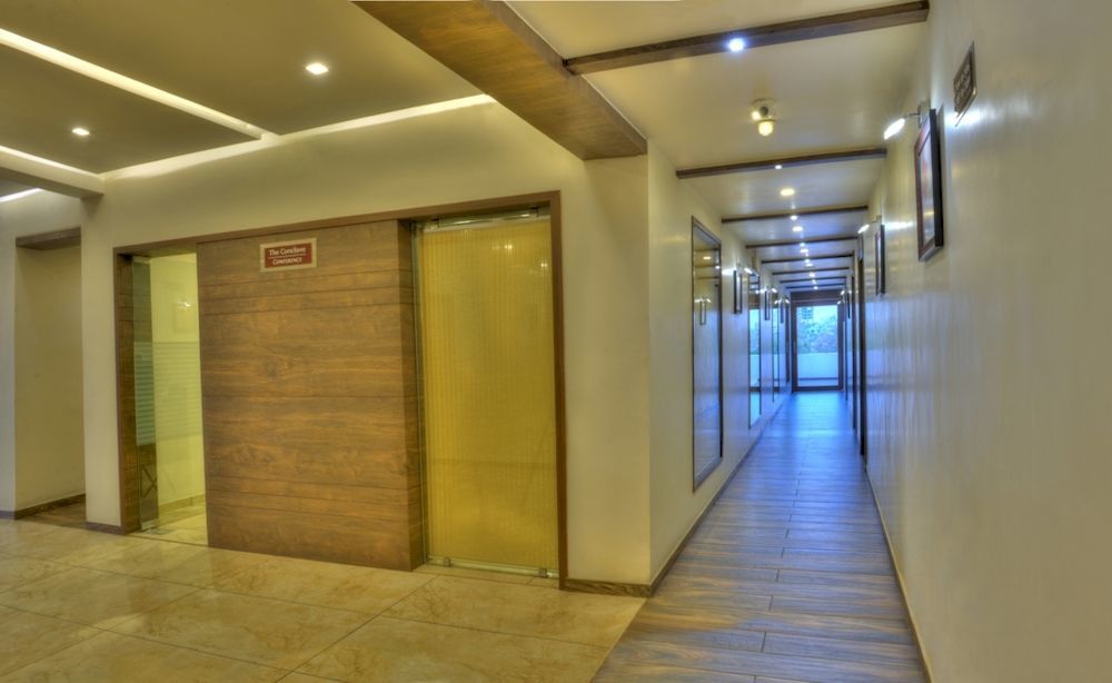 Hotel Aaram Orchard Ахмедабад Экстерьер фото